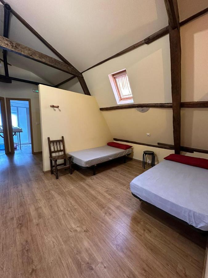 Albergue De Peregrinos Compostela Molinaseca Buitenkant foto
